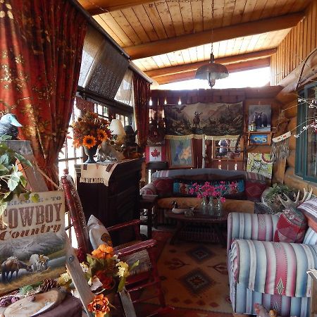 Idle Spurs Log Cabin Bed & Breakfast Black Diamond Esterno foto