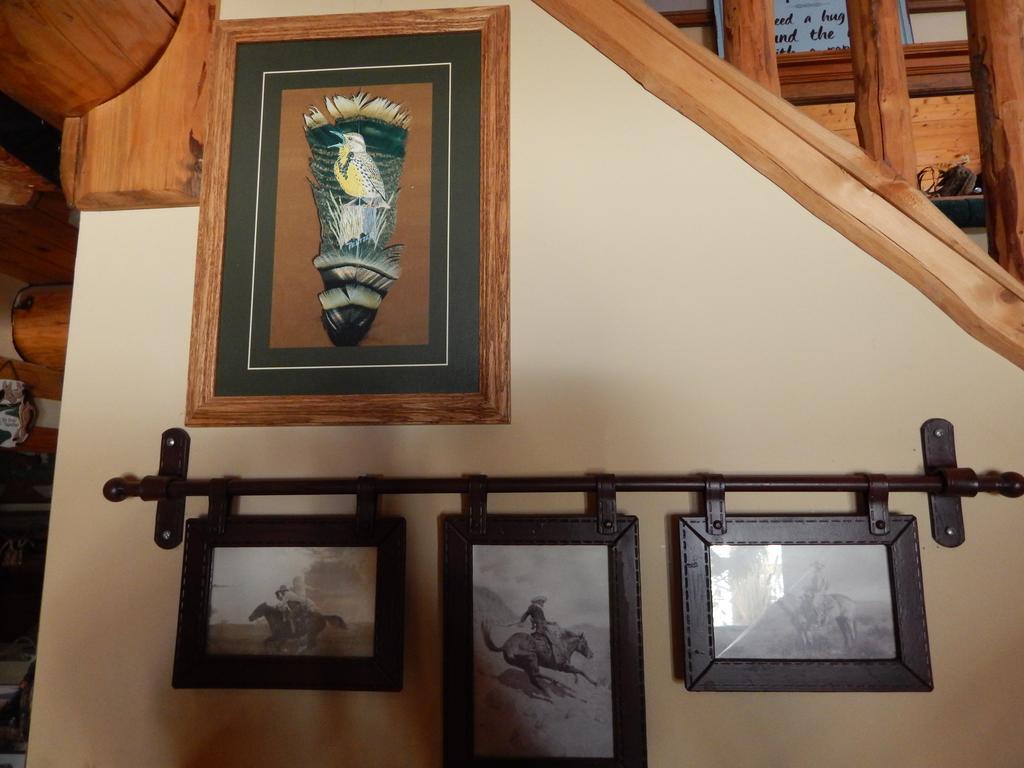 Idle Spurs Log Cabin Bed & Breakfast Black Diamond Esterno foto