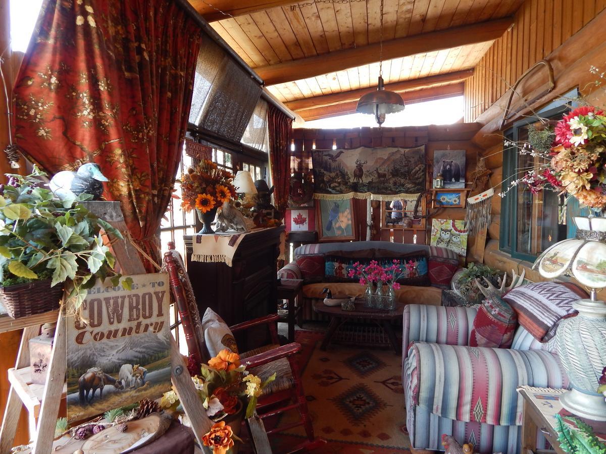 Idle Spurs Log Cabin Bed & Breakfast Black Diamond Esterno foto
